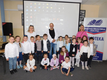 autorskie-spotkanie-w-bibliotece-7