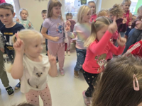 SWIATECZNY-KONCERT-FILHARMONII-W-NASZYM-PRZEDSZKOLU-5