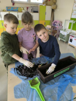 WIOSENNY-OGRODEK-NA-PARAPECIE-3