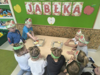 DZIEN-JABLKA-7