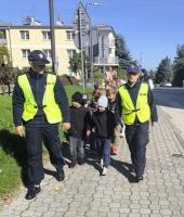 Spotkanie z Policjantami na skrzyżowaniu – grupa „Jabłuszka