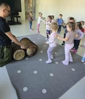 Warsztaty-gry-na-bebnach-42